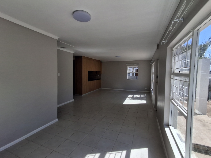 To Let 2 Bedroom Property for Rent in Windsor Park Western Cape